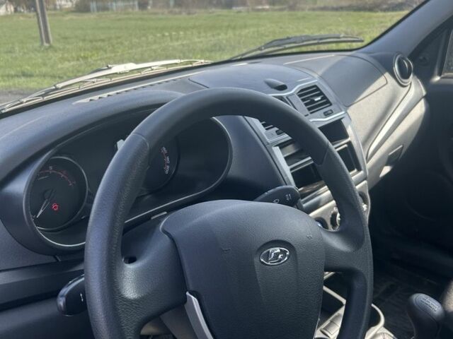 Коричневый ВАЗ Гранта, объемом двигателя 1.6 л и пробегом 32 тыс. км за 7100 $, фото 7 на Automoto.ua