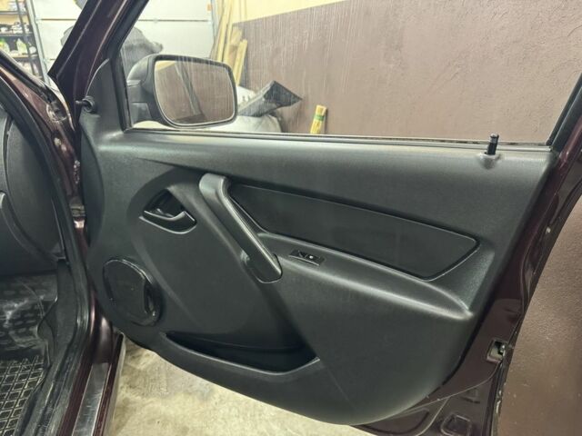 Червоний ВАЗ Гранта, об'ємом двигуна 0 л та пробігом 290 тис. км за 1700 $, фото 21 на Automoto.ua