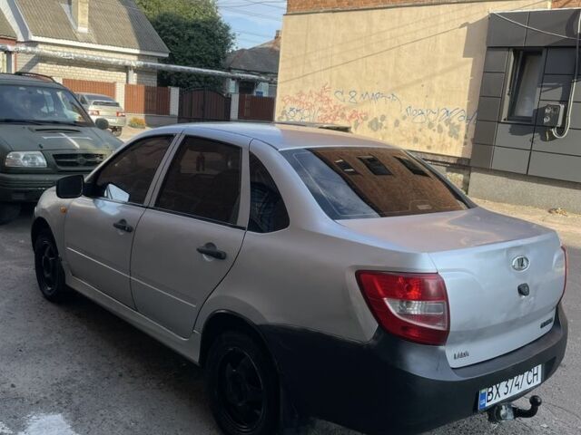 Сірий ВАЗ Гранта, об'ємом двигуна 1.6 л та пробігом 180 тис. км за 1999 $, фото 4 на Automoto.ua