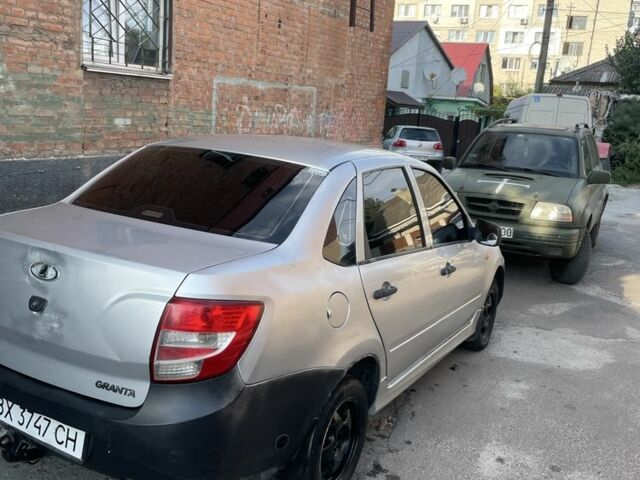 Сірий ВАЗ Гранта, об'ємом двигуна 1.6 л та пробігом 180 тис. км за 1999 $, фото 5 на Automoto.ua