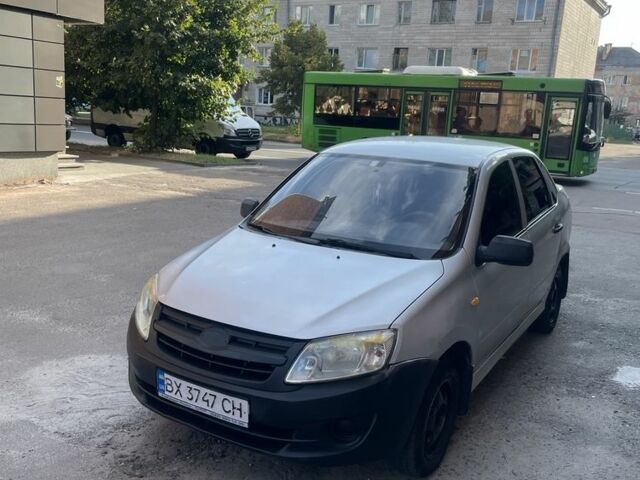 Сірий ВАЗ Гранта, об'ємом двигуна 1.6 л та пробігом 180 тис. км за 1999 $, фото 2 на Automoto.ua