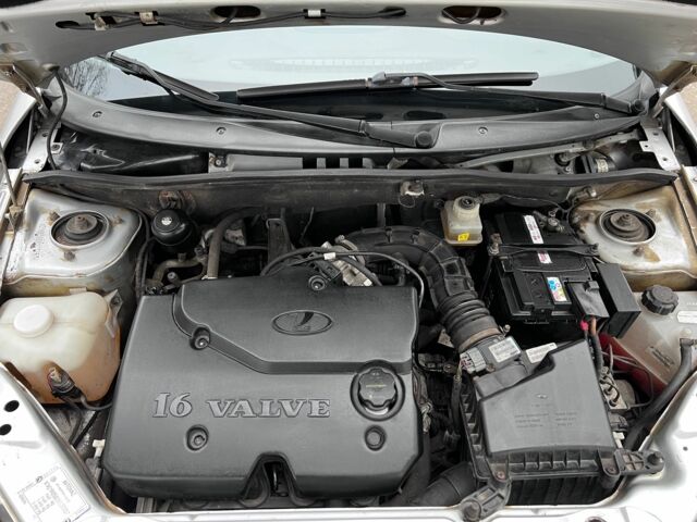 Серый ВАЗ Гранта, объемом двигателя 1.6 л и пробегом 77 тыс. км за 4500 $, фото 9 на Automoto.ua