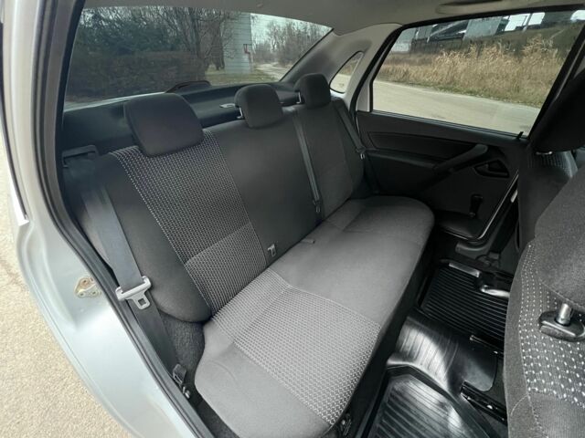 Серый ВАЗ Гранта, объемом двигателя 1.6 л и пробегом 77 тыс. км за 4500 $, фото 8 на Automoto.ua