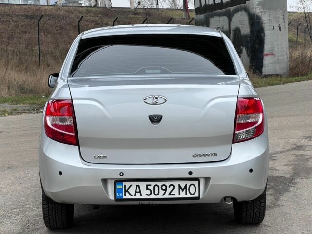 Серый ВАЗ Гранта, объемом двигателя 1.6 л и пробегом 77 тыс. км за 4500 $, фото 3 на Automoto.ua