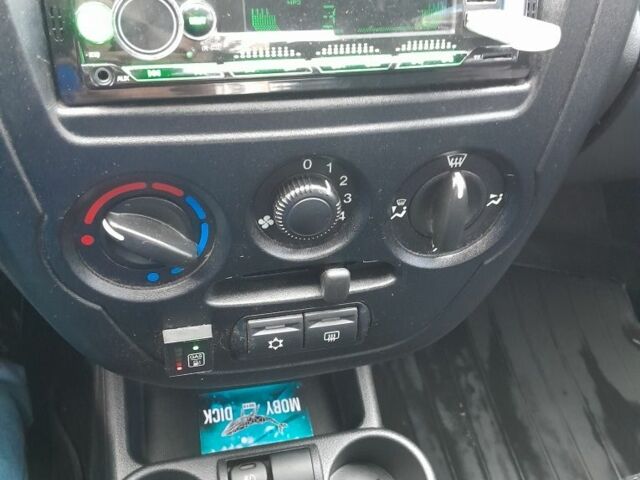 Серый ВАЗ Гранта, объемом двигателя 1.6 л и пробегом 198 тыс. км за 3200 $, фото 18 на Automoto.ua