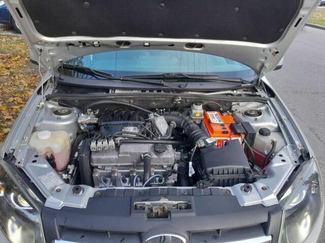 Серый ВАЗ Гранта, объемом двигателя 1.6 л и пробегом 198 тыс. км за 3200 $, фото 20 на Automoto.ua