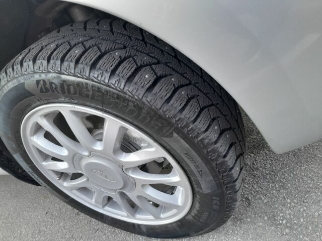 Серый ВАЗ Гранта, объемом двигателя 1.6 л и пробегом 198 тыс. км за 3200 $, фото 23 на Automoto.ua