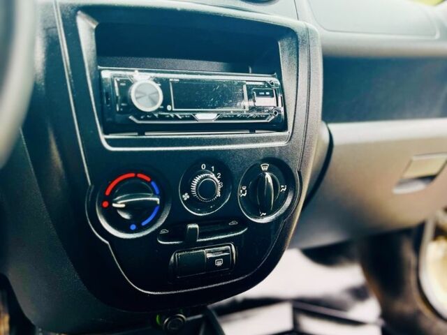 Сірий ВАЗ Гранта, об'ємом двигуна 1.6 л та пробігом 91 тис. км за 3600 $, фото 15 на Automoto.ua