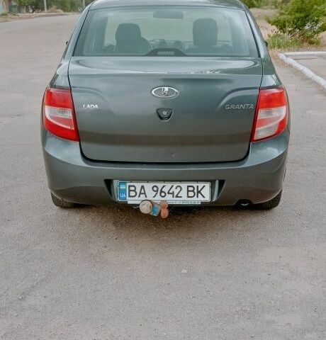 Сірий ВАЗ Гранта, об'ємом двигуна 1.6 л та пробігом 107 тис. км за 4000 $, фото 2 на Automoto.ua