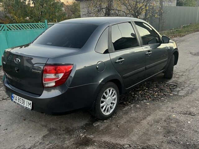 Сірий ВАЗ Гранта, об'ємом двигуна 1.6 л та пробігом 75 тис. км за 4300 $, фото 3 на Automoto.ua