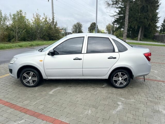 Сірий ВАЗ Гранта, об'ємом двигуна 1.6 л та пробігом 91 тис. км за 3600 $, фото 4 на Automoto.ua