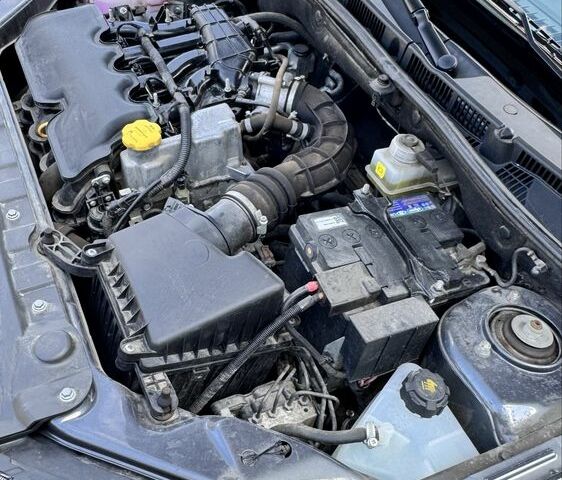 Сірий ВАЗ Гранта, об'ємом двигуна 1.6 л та пробігом 42 тис. км за 8450 $, фото 12 на Automoto.ua