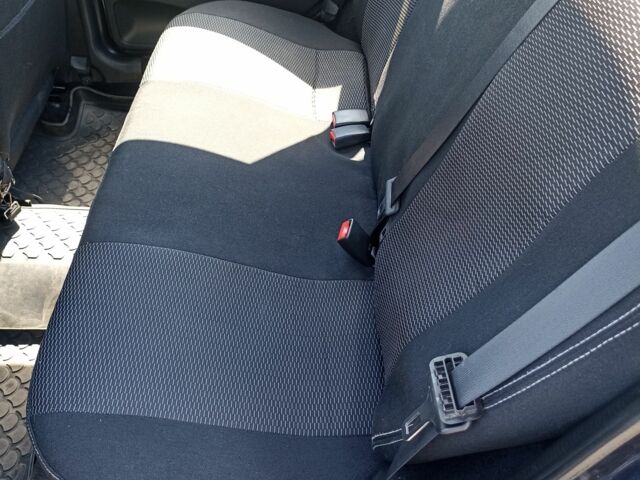 Синий ВАЗ Гранта, объемом двигателя 1.6 л и пробегом 98 тыс. км за 3100 $, фото 8 на Automoto.ua