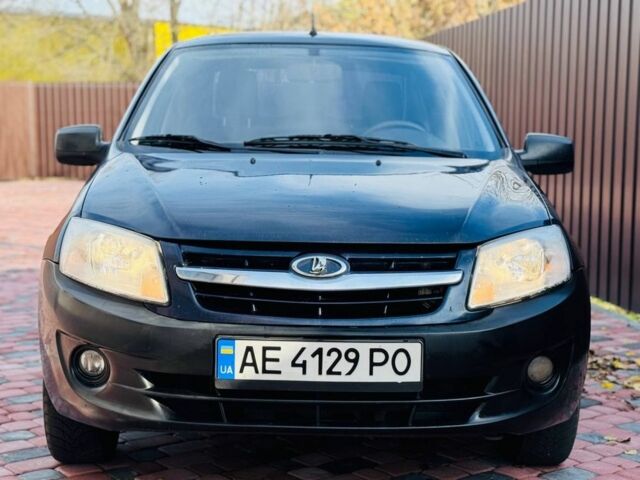 Синий ВАЗ Гранта, объемом двигателя 1.6 л и пробегом 140 тыс. км за 1850 $, фото 1 на Automoto.ua