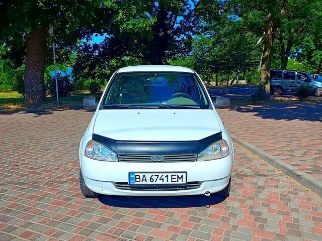 Белый ВАЗ Kalina, объемом двигателя 1.4 л и пробегом 117 тыс. км за 2999 $, фото 1 на Automoto.ua