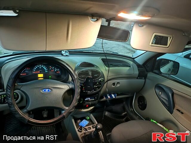 Белый ВАЗ Kalina, объемом двигателя 1.4 л и пробегом 117 тыс. км за 2999 $, фото 9 на Automoto.ua