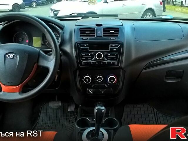 Белый ВАЗ Kalina, объемом двигателя 1.6 л и пробегом 100 тыс. км за 5800 $, фото 7 на Automoto.ua