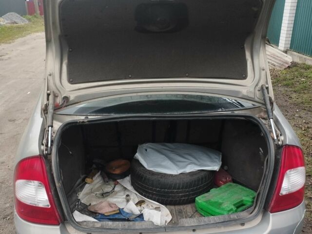 Бежевий ВАЗ Калина, об'ємом двигуна 1.6 л та пробігом 250 тис. км за 1400 $, фото 4 на Automoto.ua