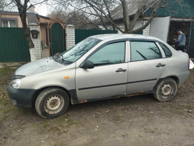 Бежевий ВАЗ Калина, об'ємом двигуна 1.6 л та пробігом 250 тис. км за 1400 $, фото 2 на Automoto.ua