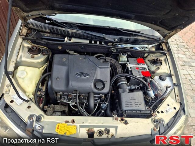 Бежевий ВАЗ Kalina, об'ємом двигуна 1.6 л та пробігом 178 тис. км за 1499 $, фото 4 на Automoto.ua