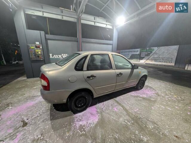 ВАЗ Калина 2005 в Ужгороде на Automoto.ua Бежевый ВАЗ Калина, объемом двигателя 1.6 л и пробегом 267 тыс. км за 1500 $, фото 3 на Automoto.ua