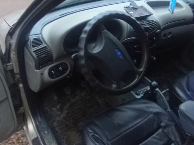 Бежевый ВАЗ Калина, объемом двигателя 0 л и пробегом 257 тыс. км за 2200 $, фото 5 на Automoto.ua