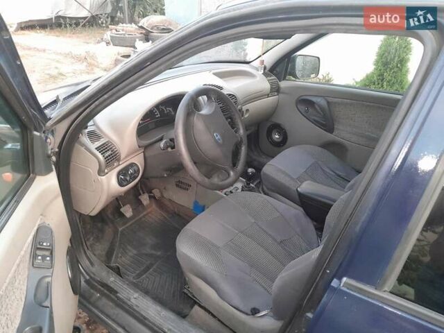 Бежевый ВАЗ Калина, объемом двигателя 1.6 л и пробегом 220 тыс. км за 1750 $, фото 5 на Automoto.ua