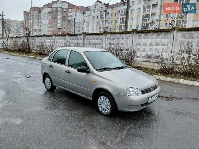 Бежевий ВАЗ Калина, об'ємом двигуна 1.6 л та пробігом 155 тис. км за 2100 $, фото 1 на Automoto.ua