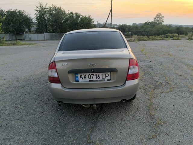 Бежевый ВАЗ Калина, объемом двигателя 1.6 л и пробегом 140 тыс. км за 2200 $, фото 2 на Automoto.ua