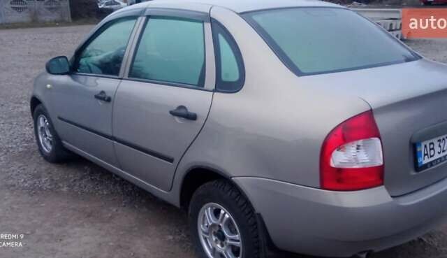 Бежевый ВАЗ Калина, объемом двигателя 1.6 л и пробегом 122 тыс. км за 2100 $, фото 5 на Automoto.ua