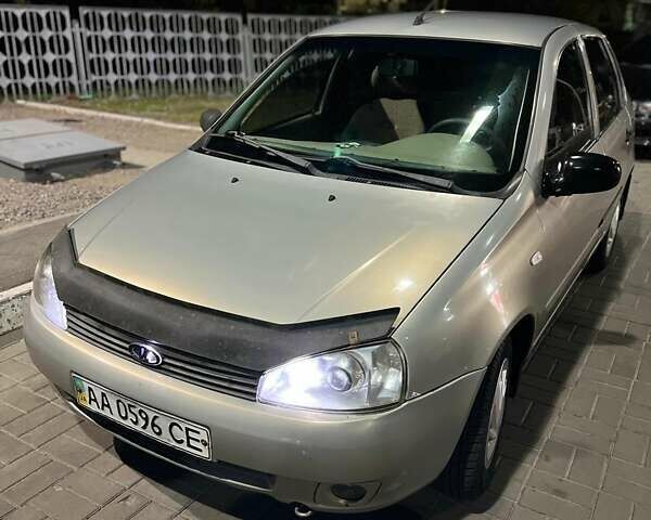 Бежевий ВАЗ Калина, об'ємом двигуна 1.6 л та пробігом 237 тис. км за 1800 $, фото 4 на Automoto.ua