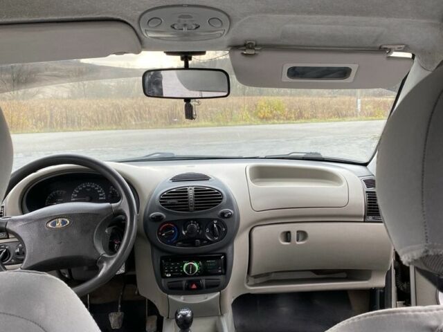 Бежевый ВАЗ Калина, объемом двигателя 0 л и пробегом 190 тыс. км за 1650 $, фото 9 на Automoto.ua