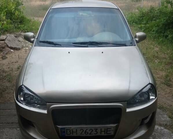 Бежевый ВАЗ Калина, объемом двигателя 1.6 л и пробегом 220 тыс. км за 1800 $, фото 4 на Automoto.ua