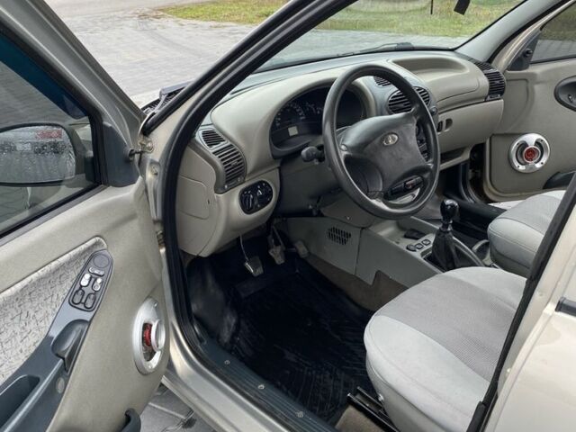 Бежевый ВАЗ Калина, объемом двигателя 0 л и пробегом 190 тыс. км за 1650 $, фото 10 на Automoto.ua