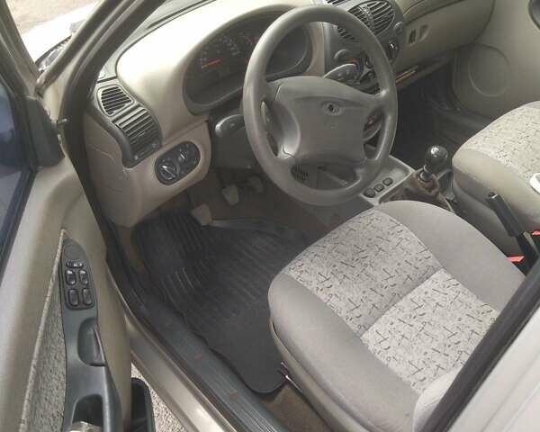 Бежевый ВАЗ Калина, объемом двигателя 1.6 л и пробегом 54 тыс. км за 2500 $, фото 18 на Automoto.ua