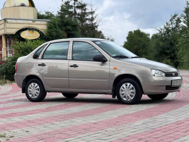 Бежевый ВАЗ Калина, объемом двигателя 1.6 л и пробегом 71 тыс. км за 2750 $, фото 4 на Automoto.ua