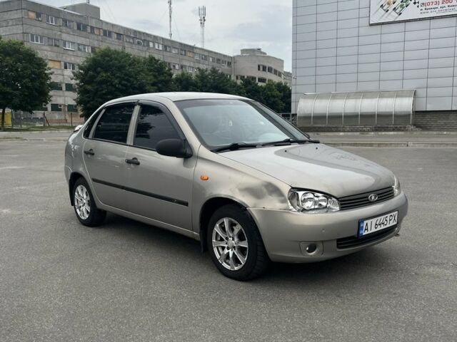 Бежевый ВАЗ Калина, объемом двигателя 1.6 л и пробегом 161 тыс. км за 2300 $, фото 3 на Automoto.ua