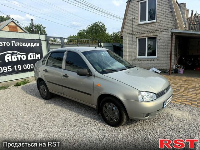 Бежевый ВАЗ Kalina, объемом двигателя 1.6 л и пробегом 150 тыс. км за 1500 $, фото 1 на Automoto.ua