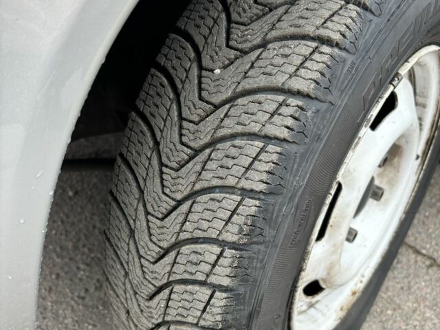 Бежевий ВАЗ Калина, об'ємом двигуна 1.6 л та пробігом 112 тис. км за 2750 $, фото 12 на Automoto.ua