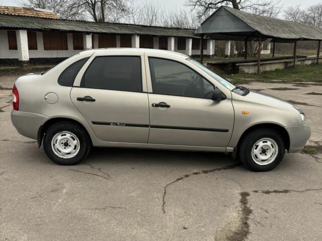 Бежевий ВАЗ Калина, об'ємом двигуна 1.6 л та пробігом 112 тис. км за 2750 $, фото 2 на Automoto.ua