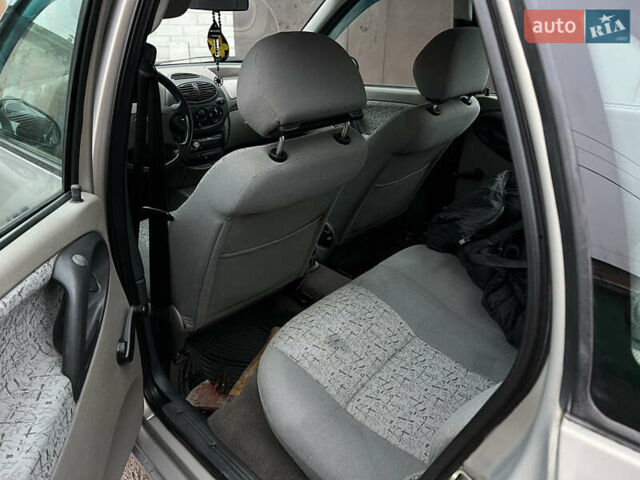 Бежевый ВАЗ Калина, объемом двигателя 1.6 л и пробегом 137 тыс. км за 1900 $, фото 9 на Automoto.ua