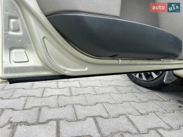 Бежевый ВАЗ Калина, объемом двигателя 1.4 л и пробегом 81 тыс. км за 2150 $, фото 15 на Automoto.ua