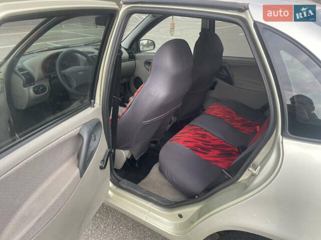 Бежевий ВАЗ Калина, об'ємом двигуна 1.6 л та пробігом 91 тис. км за 2999 $, фото 13 на Automoto.ua