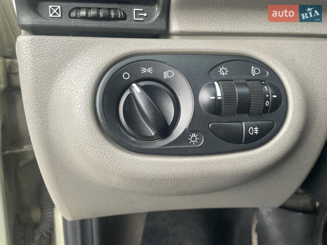 Бежевий ВАЗ Калина, об'ємом двигуна 1.6 л та пробігом 91 тис. км за 2999 $, фото 10 на Automoto.ua