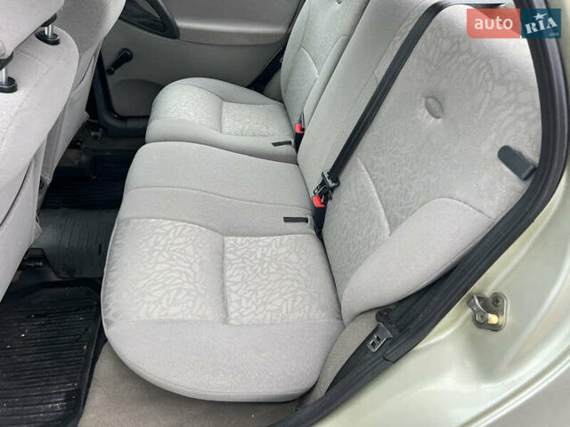 Бежевый ВАЗ Калина, объемом двигателя 1.4 л и пробегом 81 тыс. км за 2150 $, фото 28 на Automoto.ua