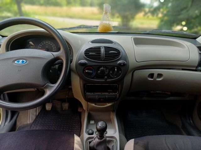 Бежевый ВАЗ Калина, объемом двигателя 0 л и пробегом 105 тыс. км за 1300 $, фото 9 на Automoto.ua