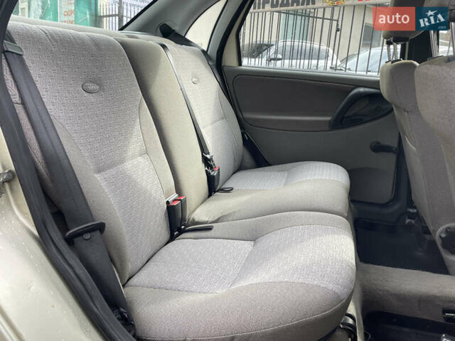 ВАЗ Калина 2008 в Николаеве на Automoto.ua Бежевый ВАЗ Калина, объемом двигателя 1.4 л и пробегом 212 тыс. км за 3000 $, фото 9 на Automoto.ua