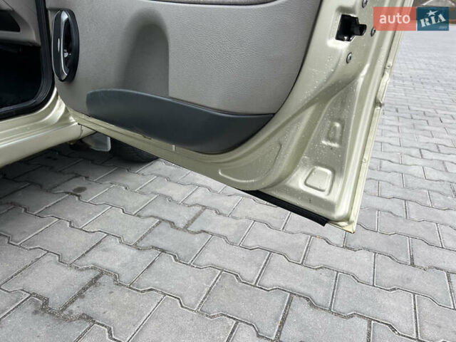 Бежевый ВАЗ Калина, объемом двигателя 1.4 л и пробегом 81 тыс. км за 2150 $, фото 17 на Automoto.ua