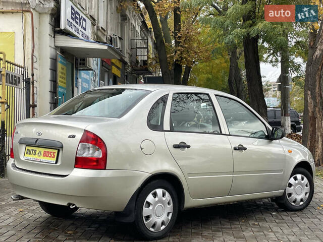ВАЗ Калина 2008 в Николаеве на Automoto.ua Бежевый ВАЗ Калина, объемом двигателя 1.4 л и пробегом 212 тыс. км за 3000 $, фото 4 на Automoto.ua