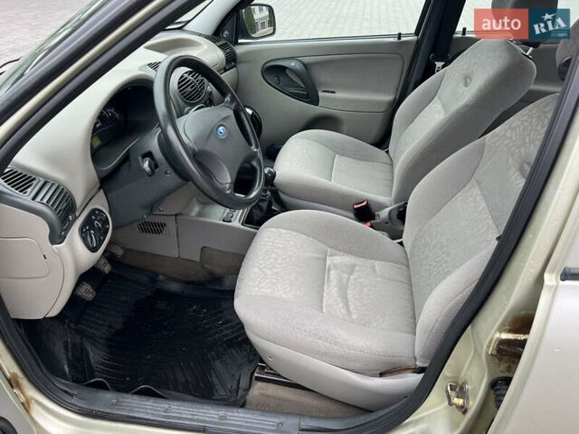 Бежевый ВАЗ Калина, объемом двигателя 1.4 л и пробегом 81 тыс. км за 2150 $, фото 21 на Automoto.ua